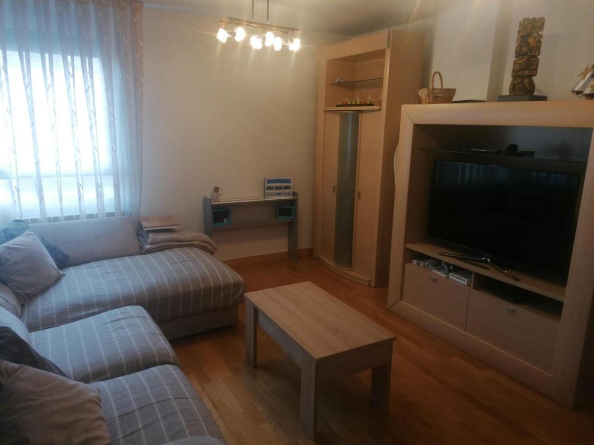 Apartamento Praga Vitoria-Gasteiz Exterior photo