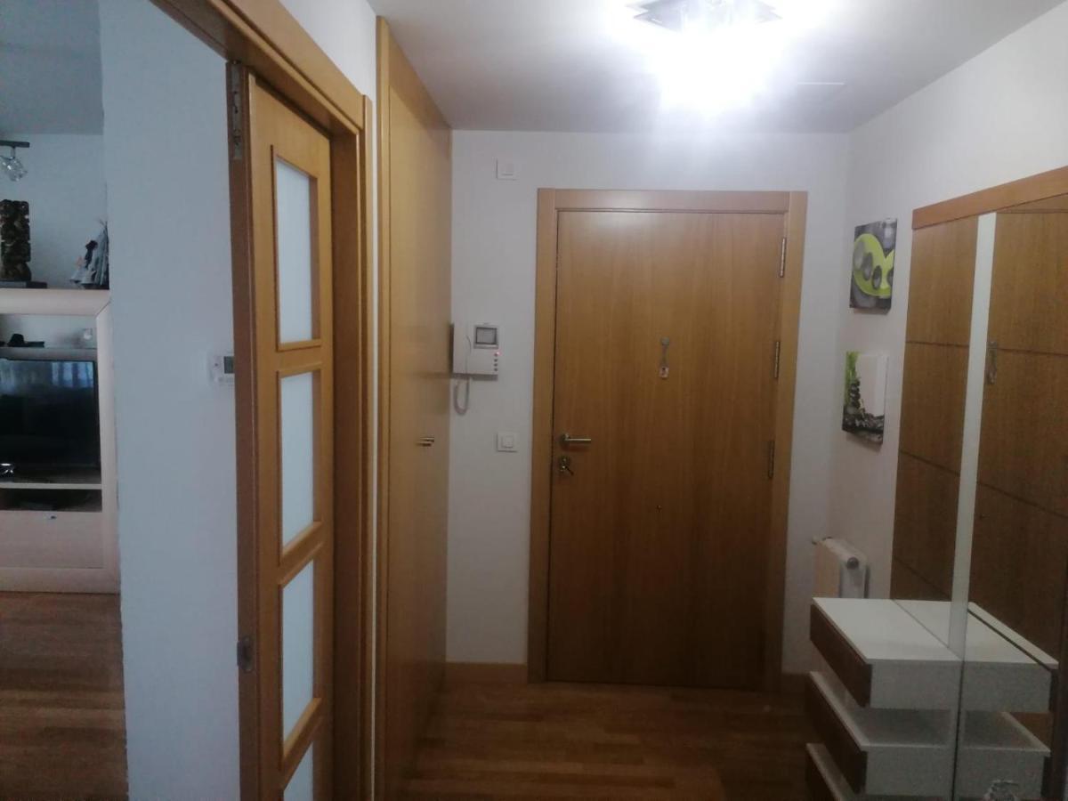 Apartamento Praga Vitoria-Gasteiz Exterior photo